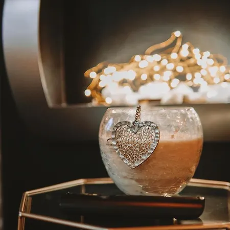 Mamma Mia Boutique - Only Adults