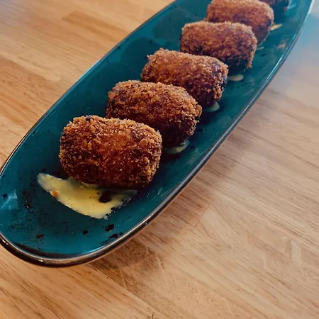 Mamma Mia Boutique - Only Adults